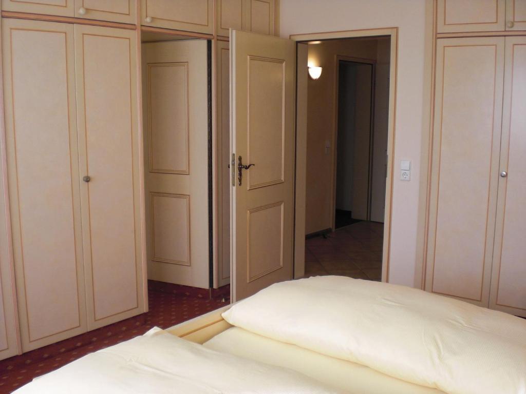 Hotel-Restaurant Schieble Kenzingen Habitación foto